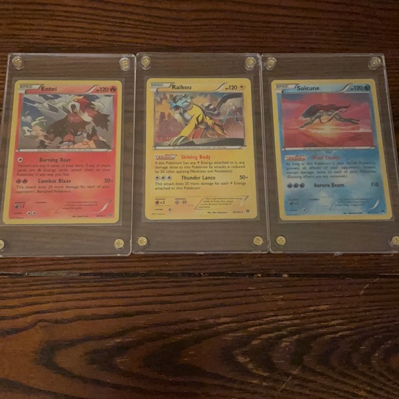 Pokémon legendary dog set will not separate - Picture 1 of 7